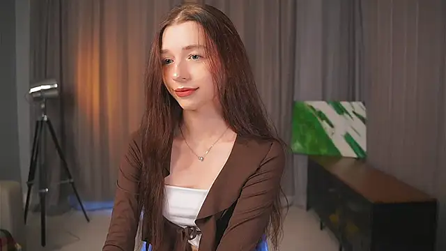 Snapshot of RoxieBolich chatting on September 20, 2025, 1:38 pm RoxieBolich online show from September 20, 2025, 1:38 pm