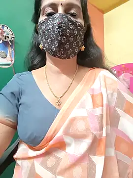 Snapshot of mallu-reshma chatting on November 9, 2025, 8:29 am mallu-reshma online show from November 9, 2025, 8:29 am