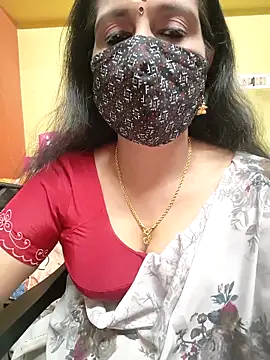 Snapshot of mallu-reshma chatting on October 28, 2025, 7:51 am mallu-reshma online show from October 28, 2025, 7:51 am