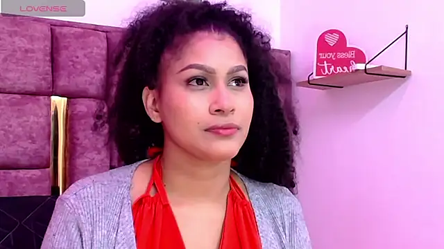 Snapshot of AYSHA_WATSON chatting on October 7, 2025, 1:12 pm AYSHA WATSON online show from October 7, 2025, 1:12 pm