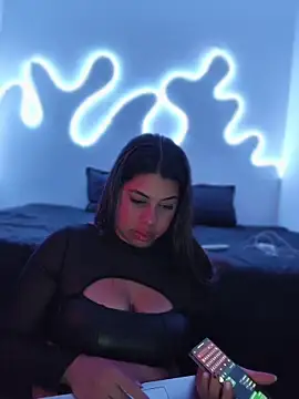 GabyMontenegro online show from March 26, 2026, 12:25 pm