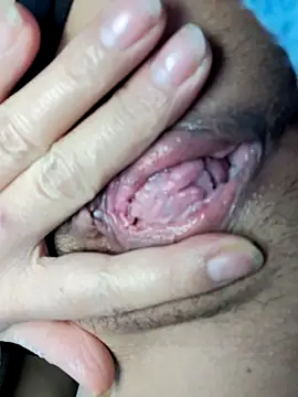 Snapshot of Lyly_suri07 chatting on January 5, 2026, 5:27 pm Lyly suri07 online show from January 5, 2026, 5:27 pm