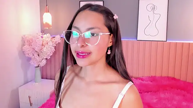 Snapshot of Annie__2 chatting on September 16, 2025, 12:50 pm Annie 2 online show from September 16, 2025, 12:50 pm