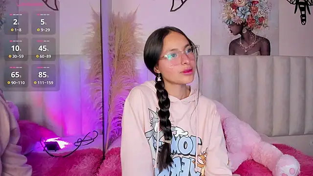 Snapshot of Annie__2 chatting on October 27, 2025, 1:34 pm Annie 2 online show from October 27, 2025, 1:34 pm