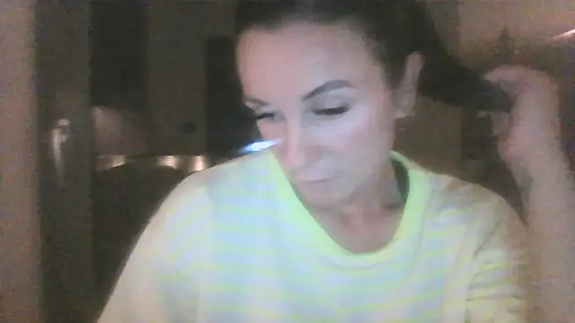 Snapshot of Justnani001 chatting on October 2, 2025, 6:44 pm Justnani001 online show from October 2, 2025, 6:44 pm