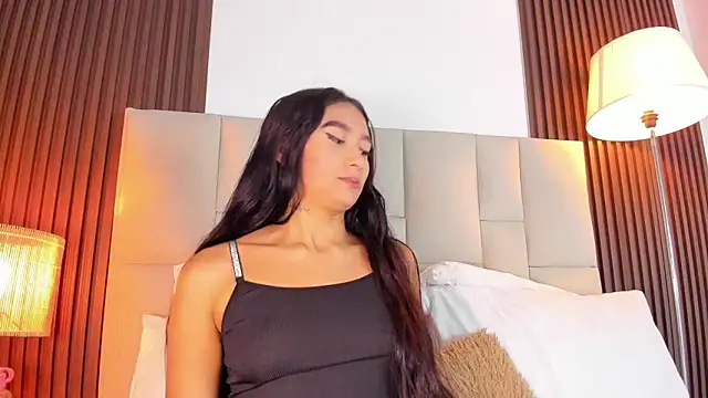 Snapshot of Nicolqueen_ chatting on May 12, 2026, 11:16 am Nicolqueen online show from May 12, 2026, 11:16 am