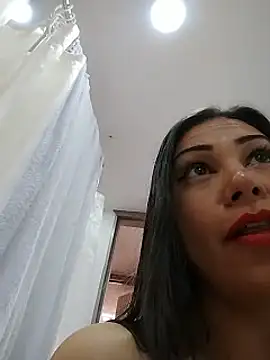 Snapshot of KittyHoleshot87 chatting on September 9, 2025, 3:43 pm KittyHoleshot87 online show from September 9, 2025, 3:43 pm