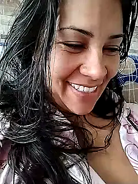 Snapshot of KittyHoleshot87 chatting on October 17, 2025, 3:58 pm KittyHoleshot87 online show from October 17, 2025, 3:58 pm