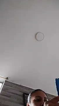 Snapshot of KittyHoleshot87 chatting on November 11, 2025, 3:40 pm KittyHoleshot87 online show from November 11, 2025, 3:40 pm