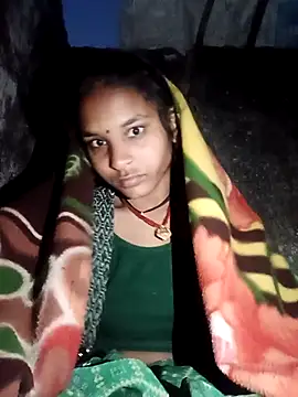 Idhika Jha online show from November 29, 2025, 12:44 am