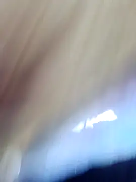 Idhika Jha online show from December 3, 2025, 1:39 am