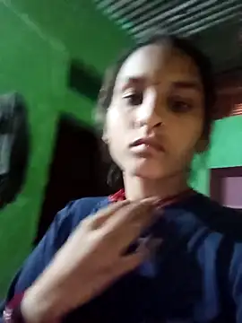 Idhika Jha online show from November 29, 2025, 1:44 pm