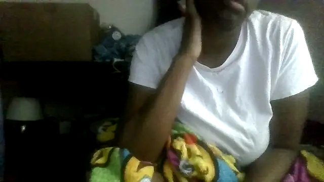 prettymaa online show from December 13, 2025, 9:43 pm