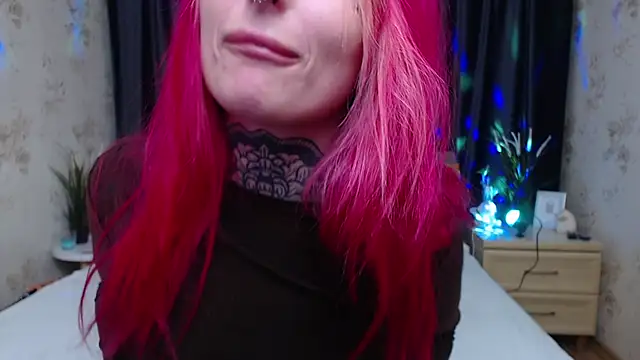 Nina Blum  online show from November 6, 2025, 6:17 am