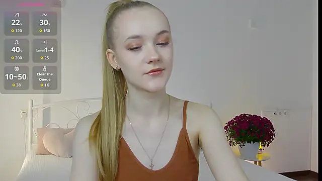 KumiKruz online show from November 7, 2025, 2:21 pm