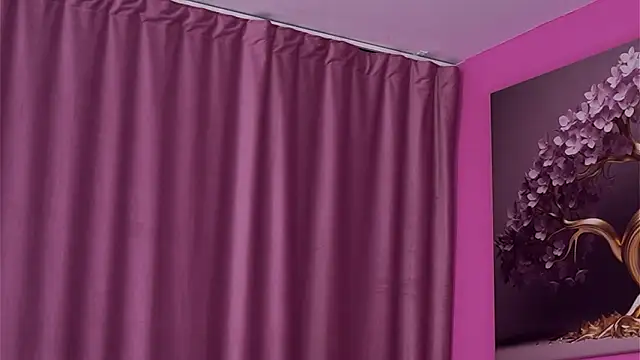 AishaaDevoe online show from February 27, 2026, 7:35 pm