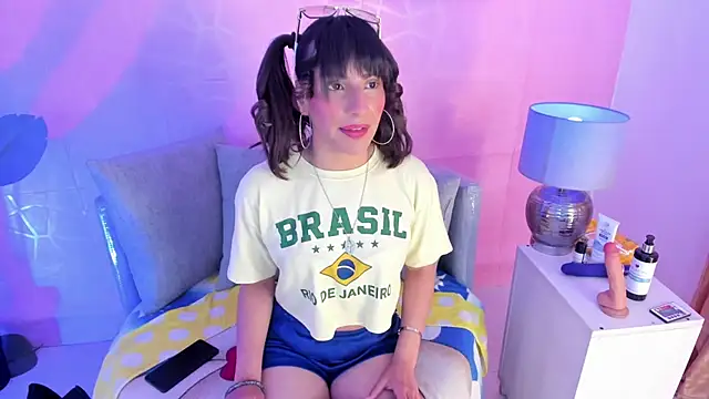 angelica cute12 online show from November 5, 2025, 7:28 pm