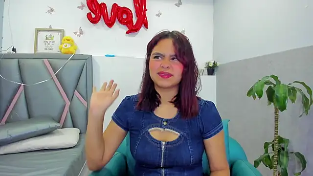 Snapshot of Sofia_villareal chatting on February 17, 2026, 12:46 pm Sofia villareal online show from February 17, 2026, 12:46 pm