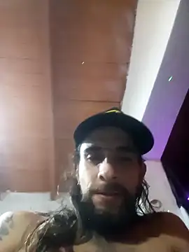 Snapshot of hairy_mannn chatting on February 10, 2026, 9:08 am hairy mannn online show from February 10, 2026, 9:08 am