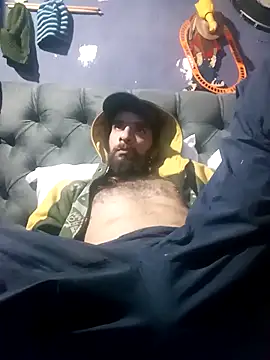 hairy mannn online show from November 5, 2025, 11:19 pm