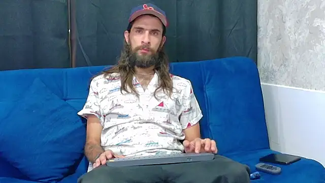 Snapshot of hairy_mannn chatting on September 10, 2025, 8:19 pm hairy mannn online show from September 10, 2025, 8:19 pm