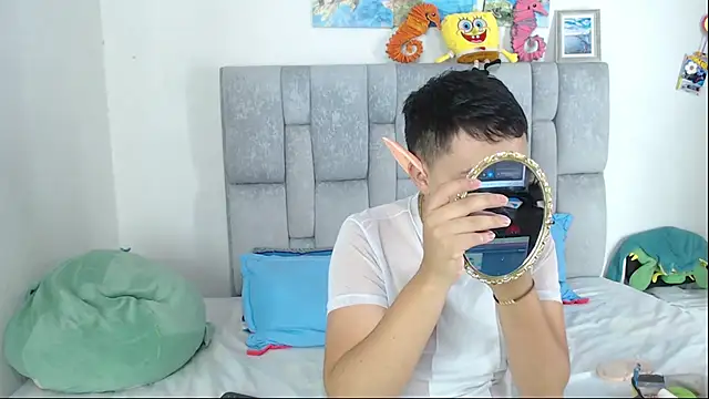 christopher Hot online show from November 7, 2025, 2:05 am