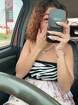 Snapshot of roxyrougee chatting on February 25, 2026, 2:50 pm roxyrougee online show from February 25, 2026, 2:50 pm