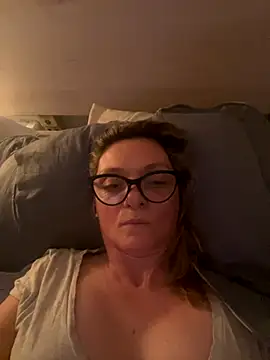 Snapshot of na1801 chatting on November 6, 2025, 2:26 am na1801 online show from November 6, 2025, 2:26 am