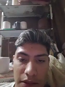 aispuro8505 online show from February 15, 2026, 7:42 am