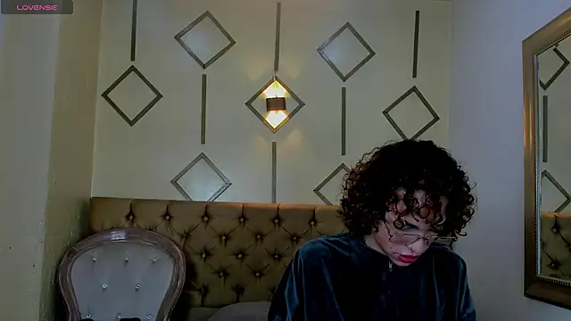 Aaron Fordd online show from September 18, 2025, 1:14 pm