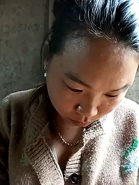 may-squirl online show from October 21, 2025, 1:38 am