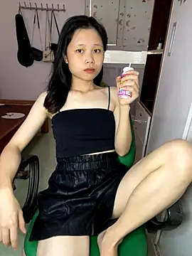  Mon 23 online show from October 22, 2025, 7:19 am