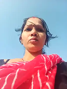 Snapshot of Jooli_xx chatting on October 7, 2025, 2:56 am Jooli xx online show from October 7, 2025, 2:56 am