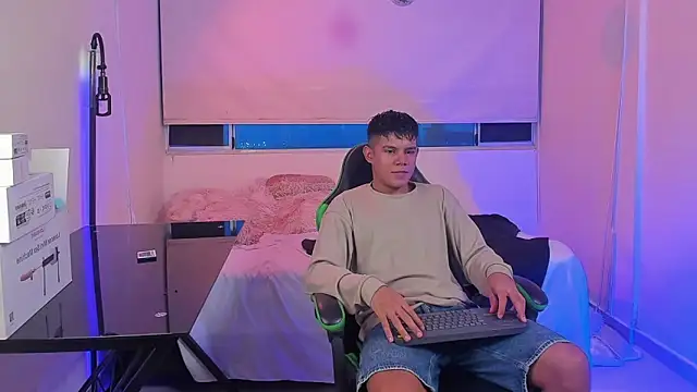 Snapshot of Jack_castell chatting on January 6, 2026, 11:09 pm Jack castell online show from January 6, 2026, 11:09 pm