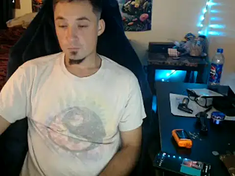 YoBlezz online show from September 30, 2025, 6:14 pm