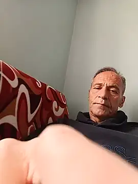 Snapshot of Meliwem12 chatting on May 25, 2026, 8:02 am Meliwem12 online show from May 25, 2026, 8:02 am