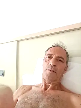 Snapshot of Meliwem12 chatting on September 15, 2025, 7:53 am Meliwem12 online show from September 15, 2025, 7:53 am