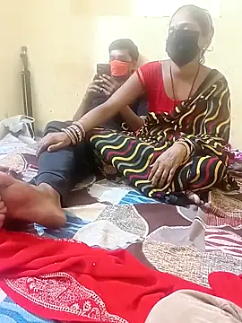 Snapshot of Janvi_342 chatting on November 3, 2025, 5:05 pm Janvi 342 online show from November 3, 2025, 5:05 pm