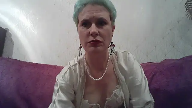 Snapshot of Verity_Vix chatting on February 14, 2026, 12:44 am Verity Vix online show from February 14, 2026, 12:44 am