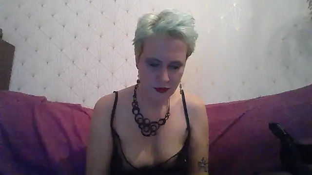 Snapshot of Verity_Vix chatting on February 21, 2026, 9:28 pm Verity Vix online show from February 21, 2026, 9:28 pm