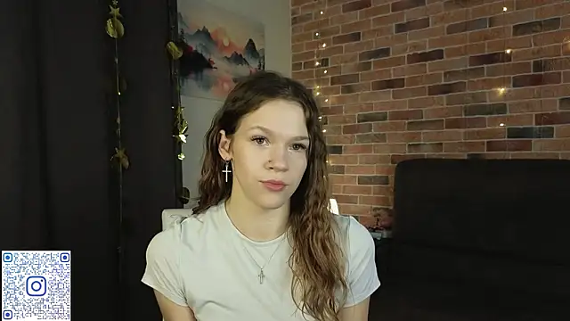 Snapshot of VelvetRisque chatting on February 25, 2026, 6:46 am VelvetRisque online show from February 25, 2026, 6:46 am