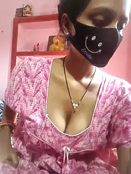 Snapshot of posewith chatting on February 14, 2026, 7:41 am posewith online show from February 14, 2026, 7:41 am