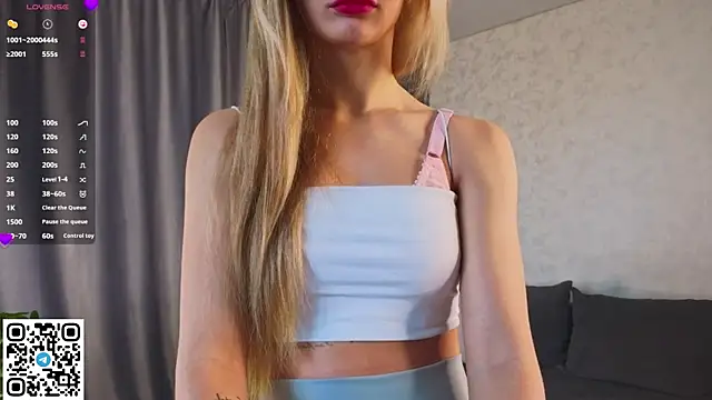 NaughtySeraphine online show from April 15, 2026, 5:02 am