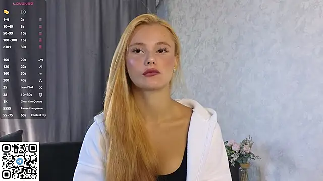 Snapshot of NaughtySeraphine chatting on September 16, 2025, 6:25 am NaughtySeraphine online show from September 16, 2025, 6:25 am