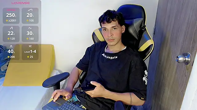 Snapshot of yankees_ chatting on September 23, 2025, 5:03 am yankees online show from September 23, 2025, 5:03 am