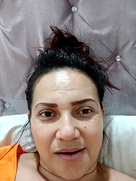 Amanda39 online show from April 9, 2026, 12:56 am