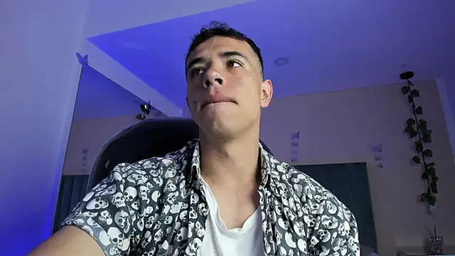 Muscle Scott online show from March 5, 2026, 1:40 pm