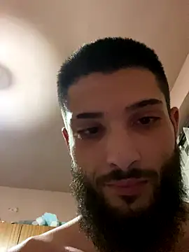 Snapshot of eetme827 chatting on November 2, 2025, 10:04 pm eetme827 online show from November 2, 2025, 10:04 pm