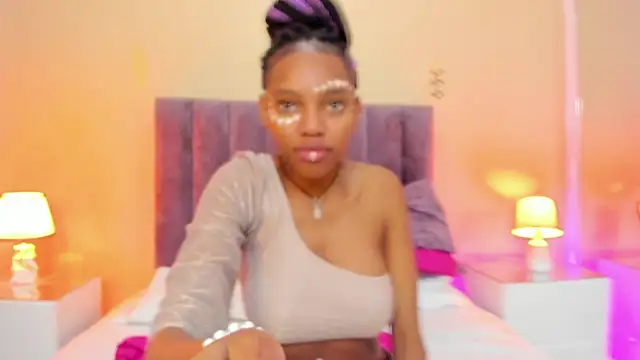 Kiaraa y Her Crazy online show from April 11, 2026, 5:15 am