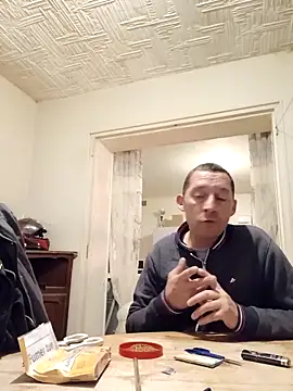 Snapshot of frederic198 chatting on November 3, 2025, 6:00 pm frederic198 online show from November 3, 2025, 6:00 pm